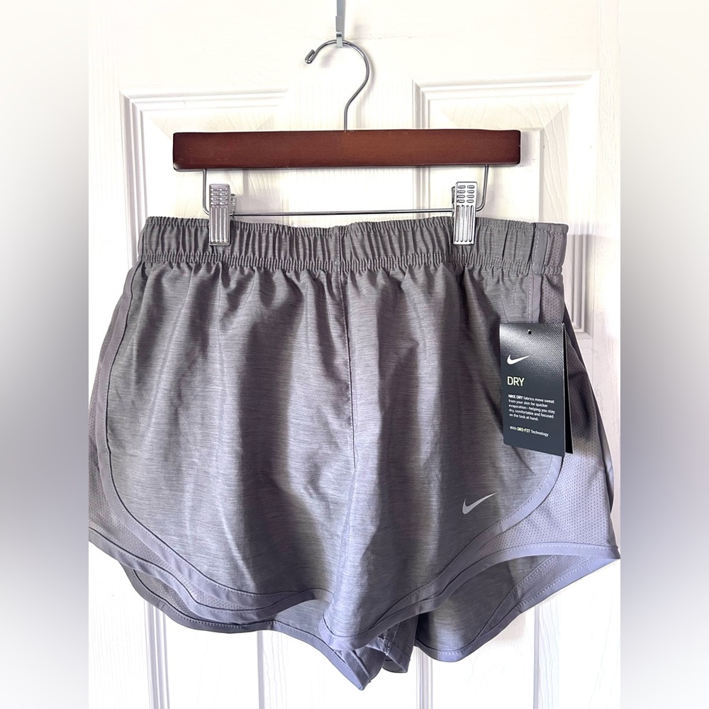 Nike Dri-FIT Running Shorts – Gray – Women’s Medium – NWT